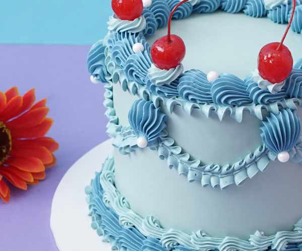 Vintage Retro Round Cake